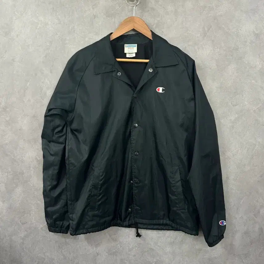 [BUNJANG] Champion Black Windbreaker Jacket M / 챔피온 블랙 바람막이 점퍼 M