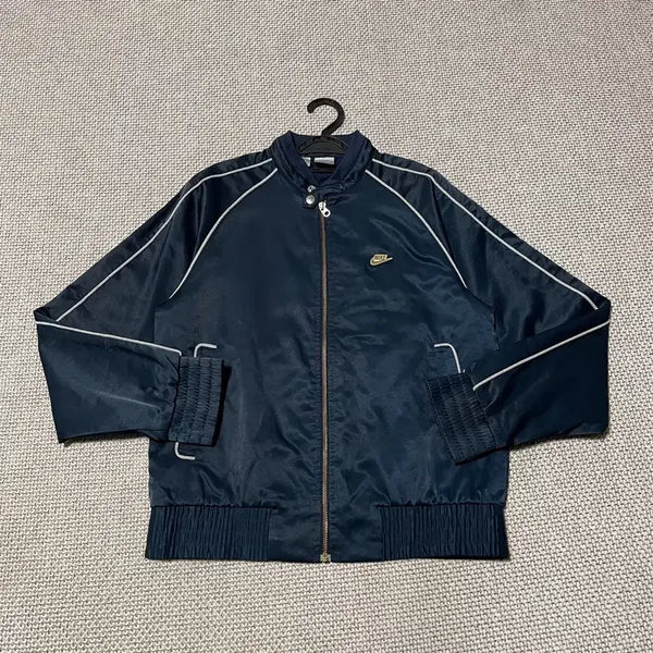 [BUNJANG] Nike Piping Women's Blue Track Jacket / M 나이키 파이핑 블루종 트랙 자켓 여성 A0924