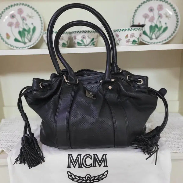 [BUNJANG] MCM Black Leather Shoulder Bag / MCM 블랙 소가죽 숄더백
