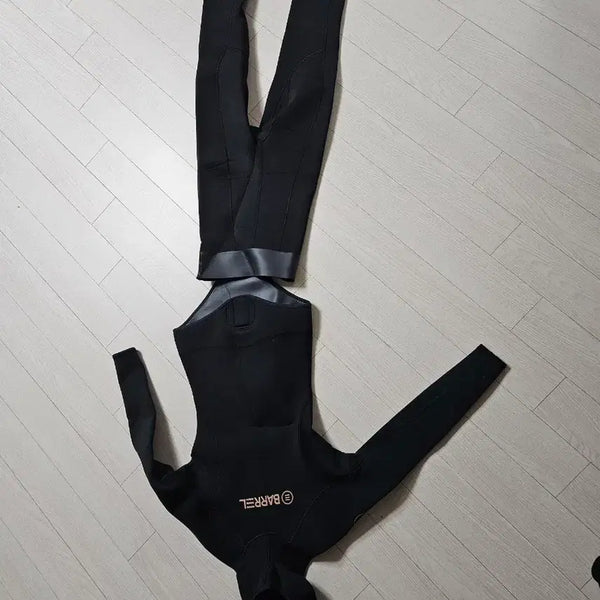 [BUNJANG] Barrel Women's 3mm Full Wetsuit / 바렐 여성 다이빙슈트