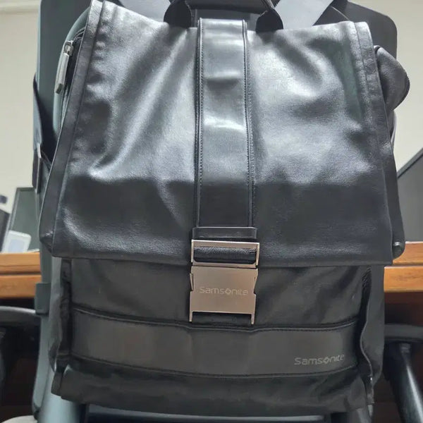[BUNJANG] Samsonite PU Leather Backpack / 샘소나이트 (PU 맟 가죽) 백팩