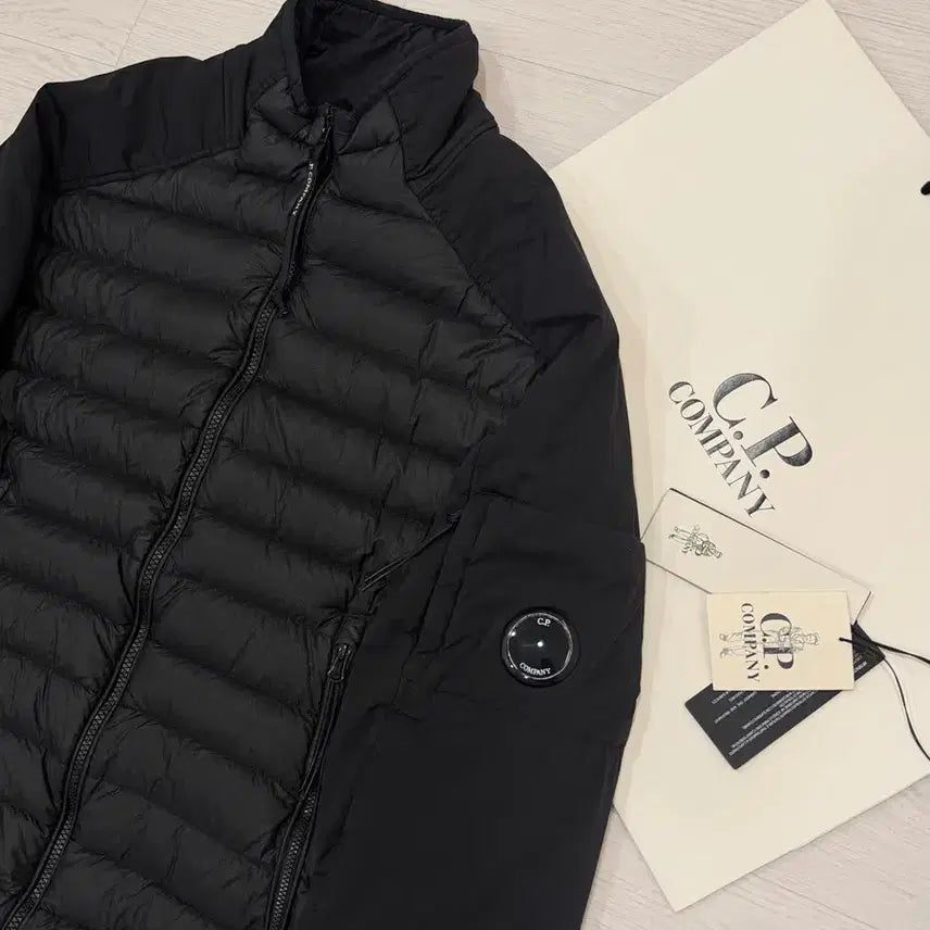 [BUNJANG] CP Company DD Shell Lightweight Padded Jacket (Size 48) / (정품) CP컴퍼니 DD쉘 경량패딩 (48)