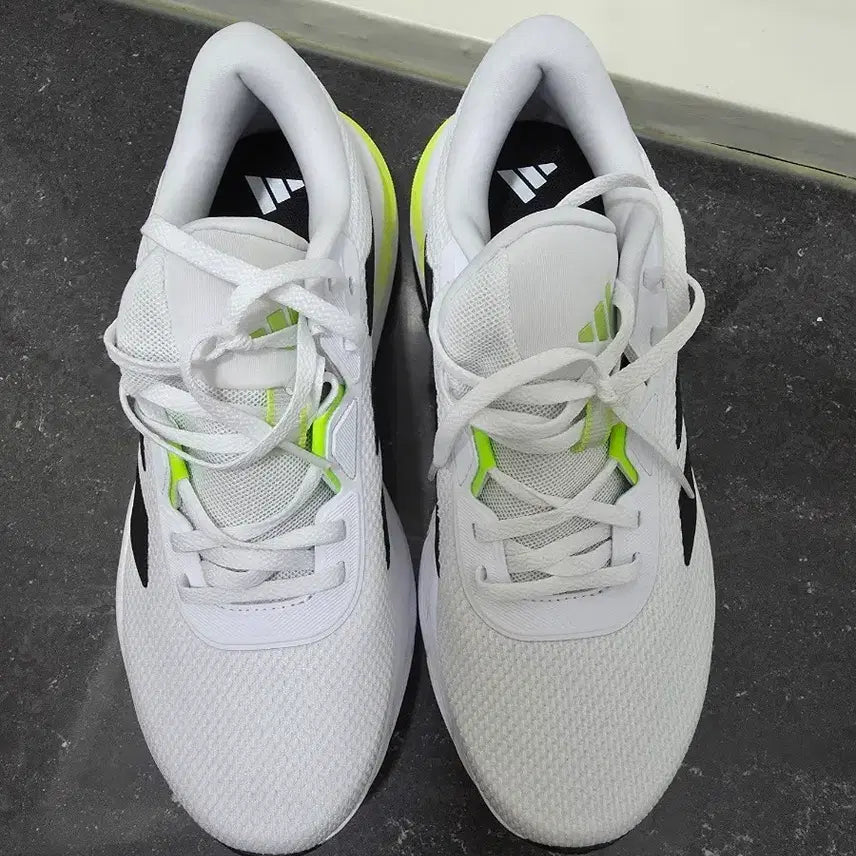 [BUNJANG] Adidas Sneakers / 아디다스운동화