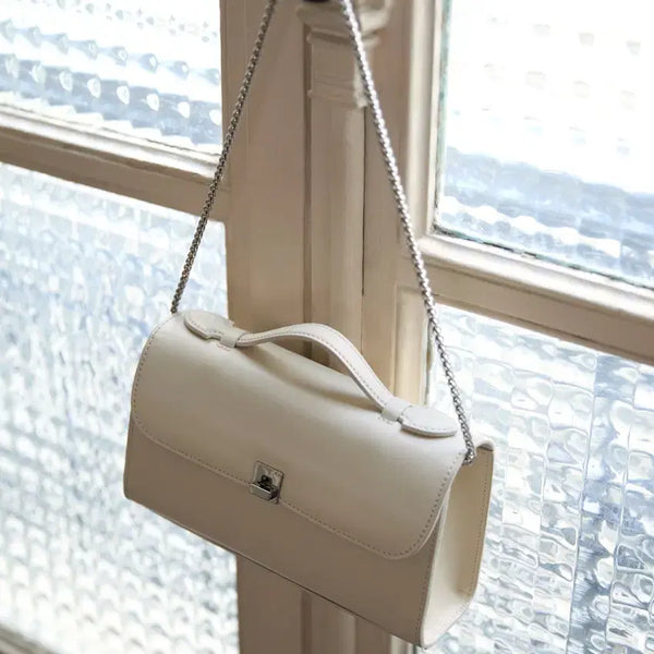 [BUNJANG] Sienne Swan Square Flap Bag / 시에 스완 스퀘어 플랩백 가방