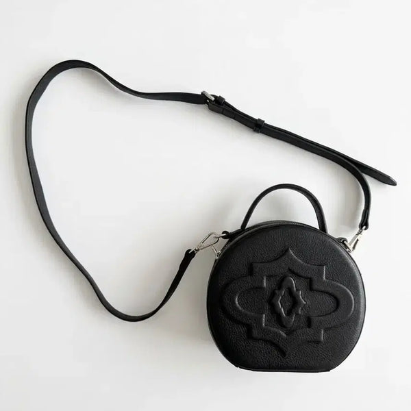 [BUNJANG] OYANY Black Leather Crossbody Bag / 오야니 OYANY 블랙 가죽 크로스백