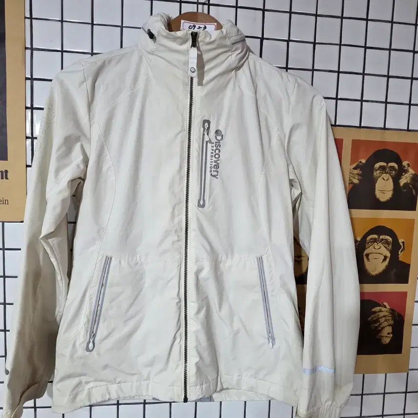 [BUNJANG] Discovery Expedition Shell Windbreaker White / 디스커버리 익스페디션 바람막이 쉘 화이트