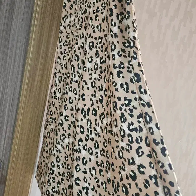 [BUNJANG] Leopard Print Long Skirt (New with Tags) / 레오파드 패턴 롱스커트(택째 새옷)