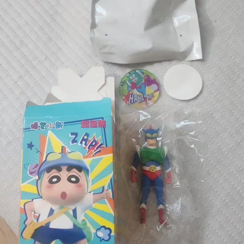 [BUNJANG] Crayon Shin-chan Action Mask Figure / 짱구못말려 액션가면 피규어