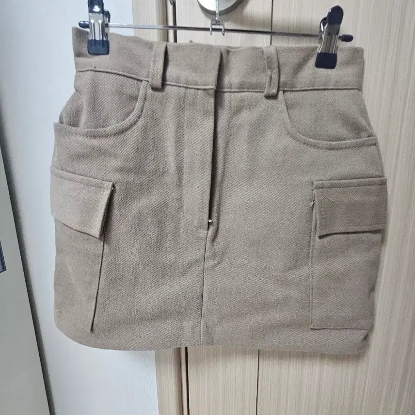 [BUNJANG] Beige Cargo Mini Skirt / 카고 스커트 베이지