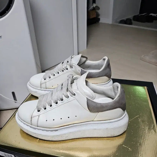 [BUNJANG] Alexander McQueen Oversized Sole Sneakers Size 35 / 알렉산더 맥퀸 오버솔 스니커즈 35사이즈
