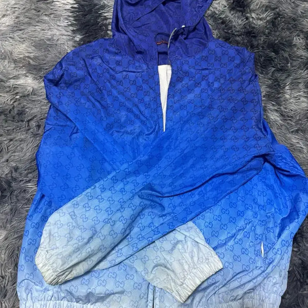 [BUNJANG] Gucci Gradient Windbreaker Size 110 / 구찌 그라데이션 바람 막이 110 사이즈