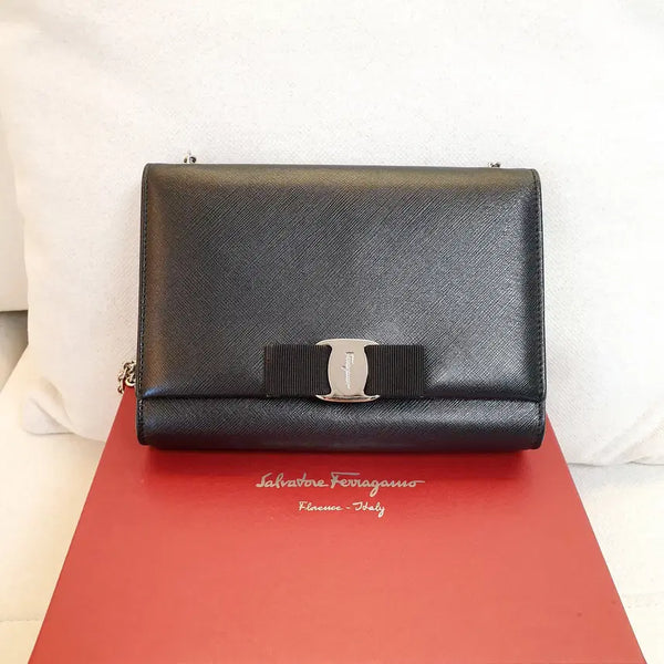 [BUNJANG] Salvatore Ferragamo Vara Mini Bag / 페라가모 바라 미니백