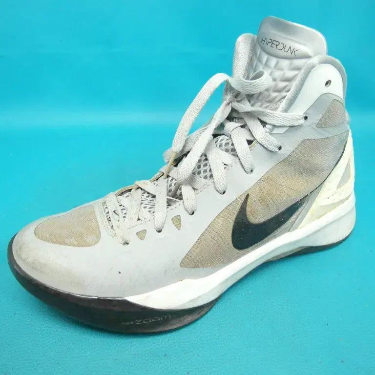 [BUNJANG] Nike Zoom Hyperdunk 2011 Sneakers / 270/r3-420/나이키 줌 하이퍼덩크 2011 운동화/구제특별시