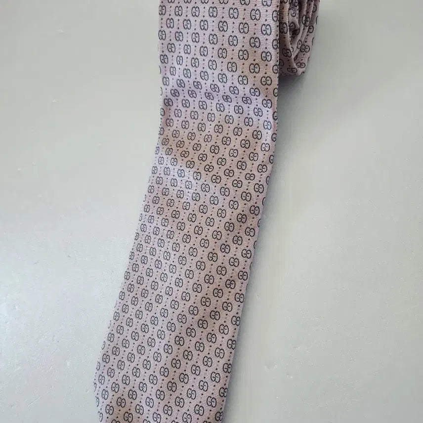 [BUNJANG] Gucci Silk GG Monogram Necktie Pink / 구찌 실크 남성 넥타이