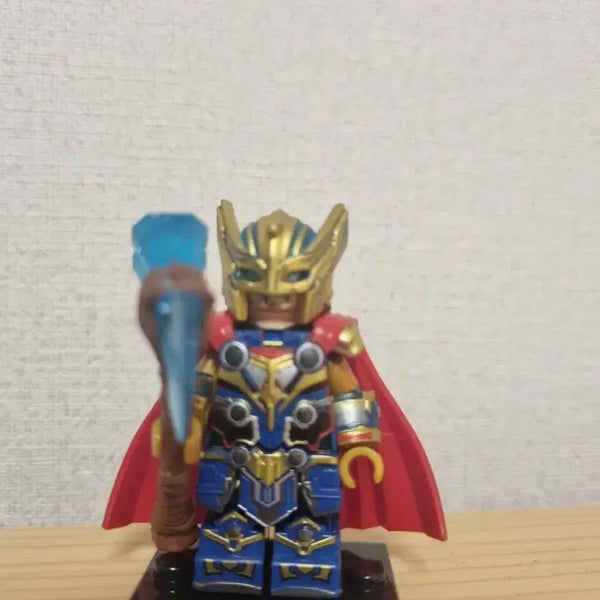[BUNJANG] Custom Marvel Thor Mini Figure (Love and Thunder) / 마블 커스텀 토르 미니 피규어(러브 앤 썬더)