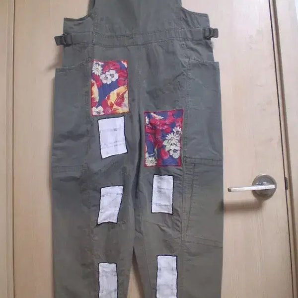 [BUNJANG] KOOGI DRAFT Patch Reform Khaki Overalls - Size 100 / KOOGI.DRAFT- 리폼-카키색.패치.멜빵바지ㅡ100,택포