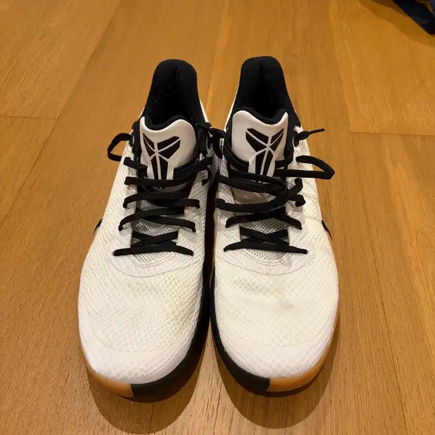 [BUNJANG] Nike Mamba Focus White Black US 11.5 / 나이키 맘바 포커스 화이트 검 US11.5 급매