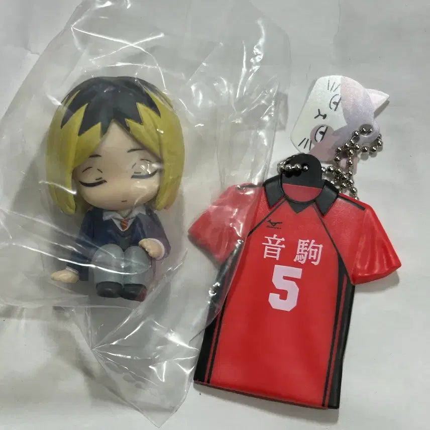 [BUNJANG] Haikyuu!! Shoulder-Con Gacha Kenma Uniform Version / 하이큐 어깨쿵, 유니폼 가챠 켄마(캡슐ㅇ)