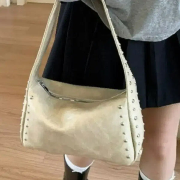 [BUNJANG] Studded Shoulder Bag Beige / 스터드 숄더백 베이지