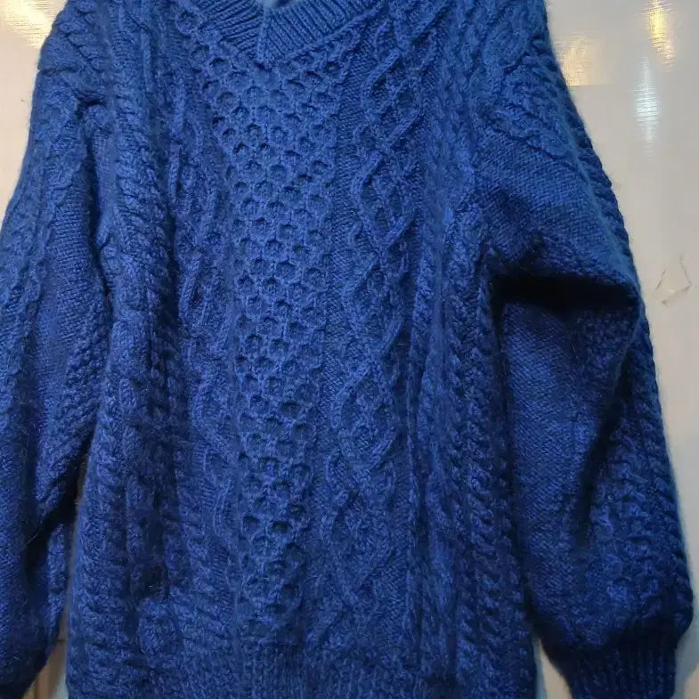 [BUNJANG] Handmade Blue Cable Knit Sweater / 블루 케이블 니트 핸드메이드 손뜨개스웨터