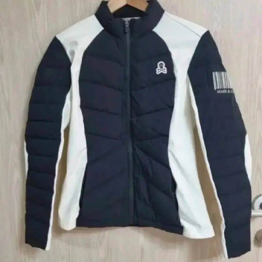 [BUNJANG] Mark & Rona Golf Padded Jumper Navy White / 마크앤로나 골프 패딩 점퍼 네이비 화이트