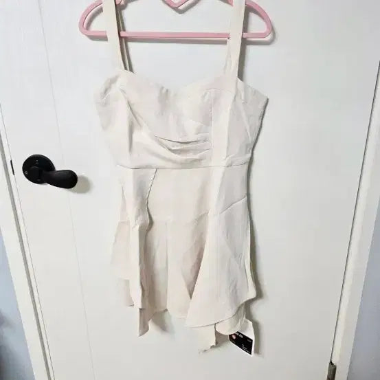 [BUNJANG] Ivory Ruffle Bustier Mini Dress / 아이보리 프릴 뷔스티에 원피스