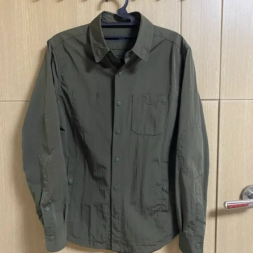 [BUNJANG] BEAKER Nylon Shirt Jacket Olive M / *[BEAKER] 비이커 나일론 셔츠 자켓 올리브 S사이즈