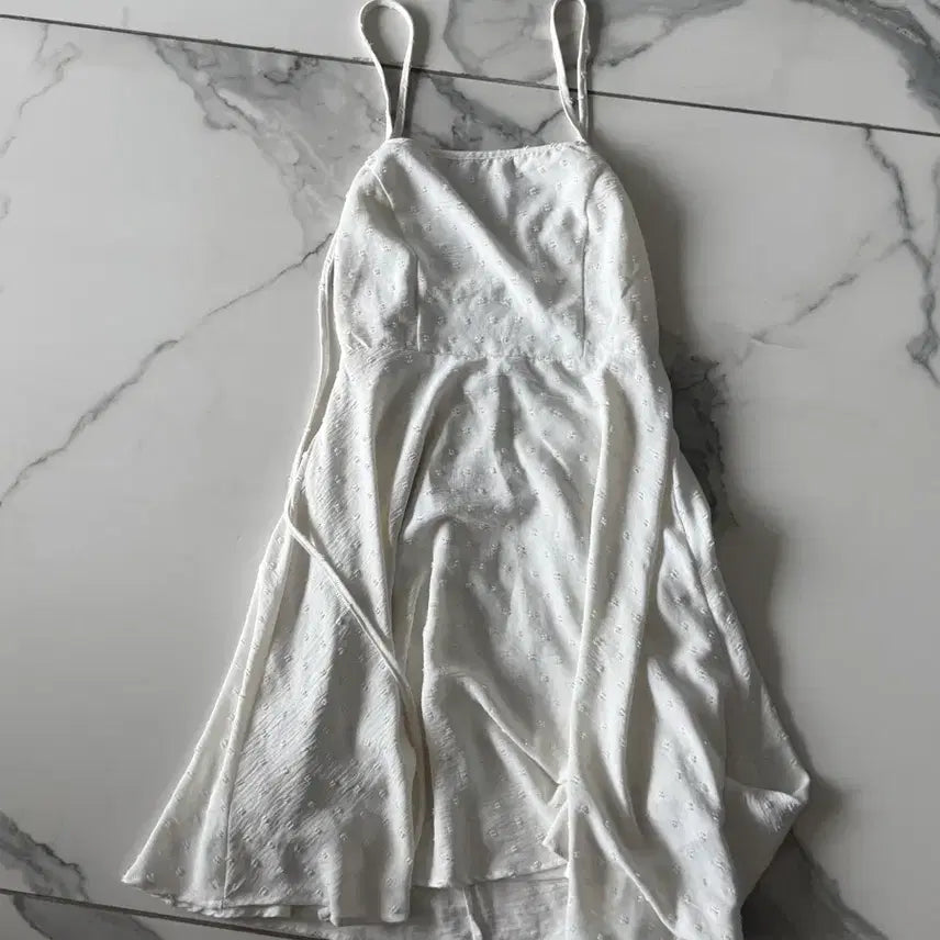 [BUNJANG] Bikini Vender White String Mini Dress / 비키니밴더 화이트 스트링 미니 원피스