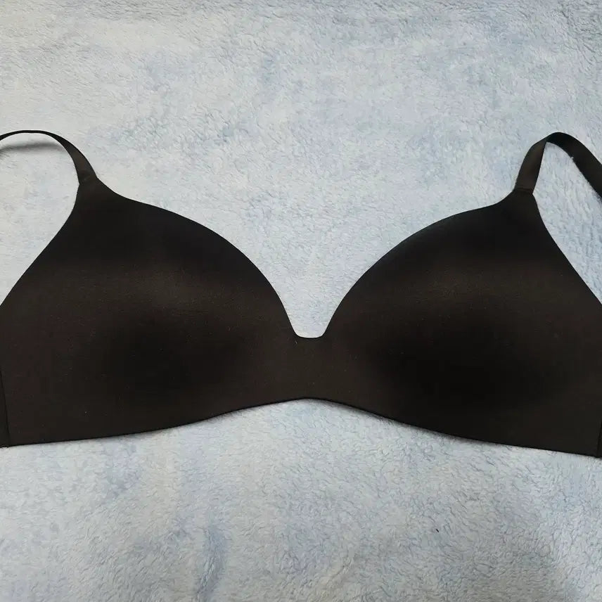[BUNJANG] Uniqlo Black Bra (Used) / (중고)[75,80 CD] 여성 유니클로 블랙 브라