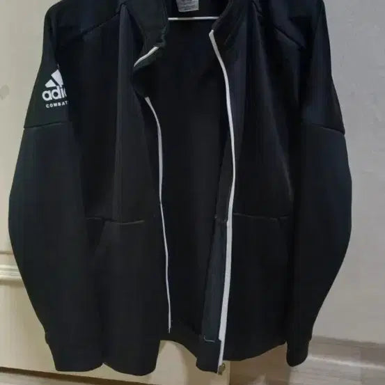 [BUNJANG] Adidas Women's Windbreaker Jacket / 여성의류 아디다스 바람막이 겸 쟈켓 점퍼