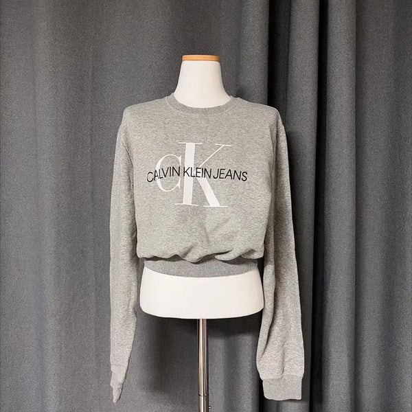 [BUNJANG] Calvin Klein Sweatshirt / 캘빈클라인 맨투맨