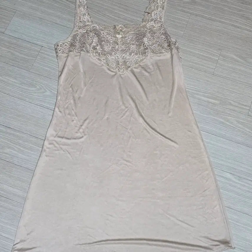 [BUNJANG] Women's Beige Lace Long Slip / (중고) 여성 베이지 레이스 롱 슬립