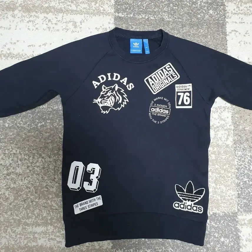 [BUNJANG] Adidas Originals Multi Patch Sweatshirt / [정품] 아디다스 오리지널스 멀티 패치 맨투맨 (85/S)
