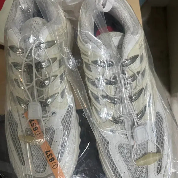 [BUNJANG] Salomon Sneakers White / 살로몬 스니커즈 화이트