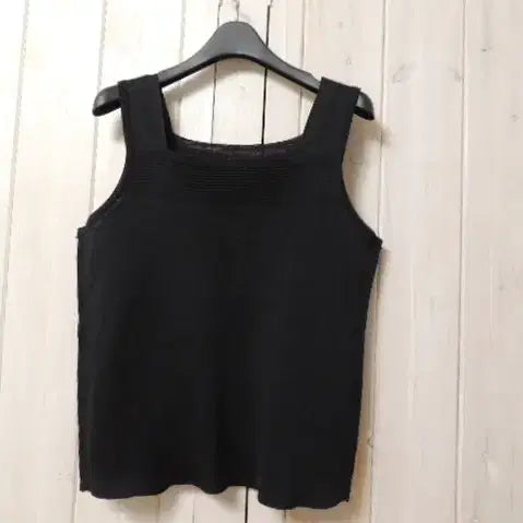 [BUNJANG] Montangi Black Knit / 몽땅지 블랙 니트