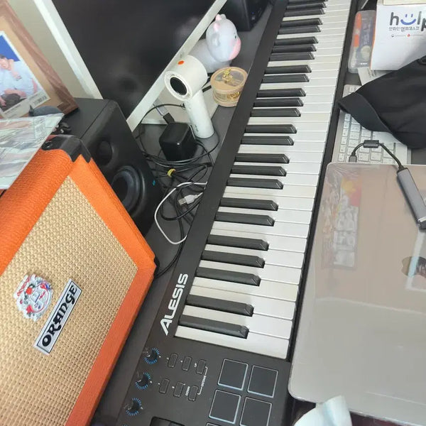 [BUNJANG] Alesis V61 61-Key MIDI Keyboard Controller / Alesis V61 MIDI 키보드