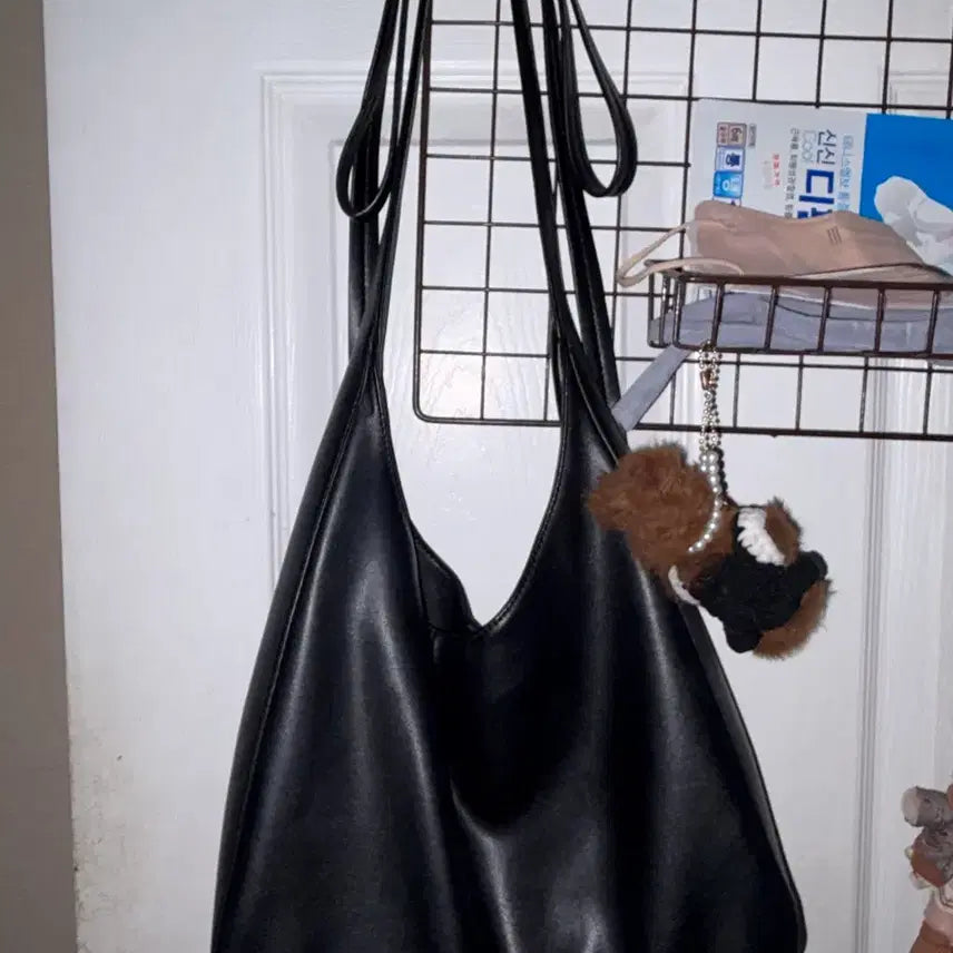 [BUNJANG] Alkaki Black Shoulder Bag / 알키알카 블랙 숄더백
