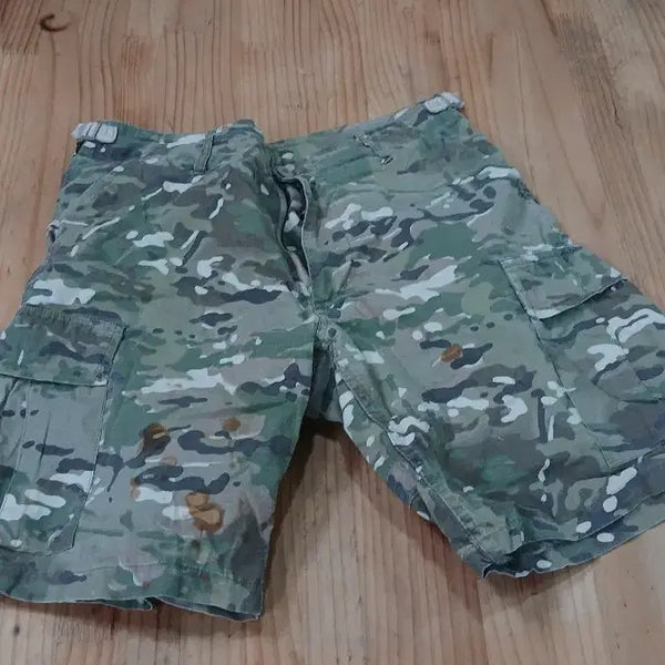 [BUNJANG] US Military Camouflage Cargo Shorts / US미군 카모플라쥬 카고 반바지  허리단면44  총장49  얼룩사진저렴