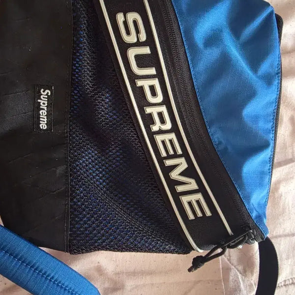 [BUNJANG] Supreme Shoulder Bag Blue / 슈프림 숄더백 블루 판매합니다