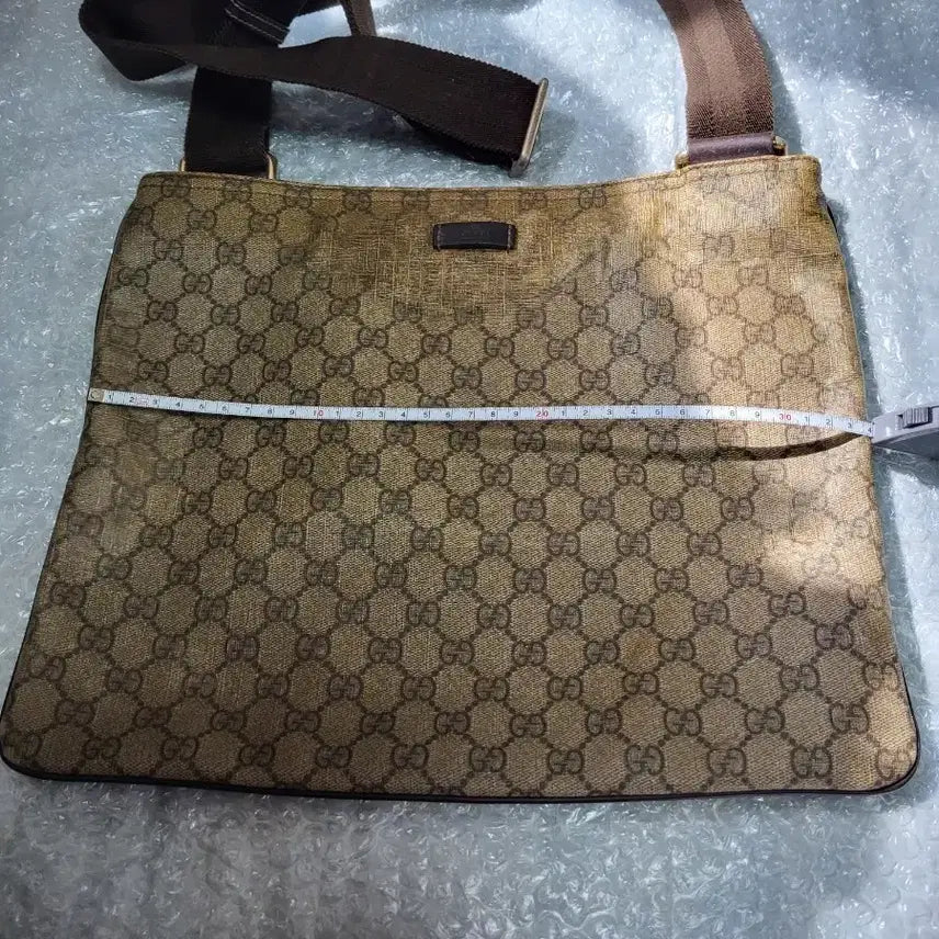 [BUNJANG] Gucci GG Pattern Shoulder Bag Brown / 구찌 GG 패턴 숄더백 브라운
