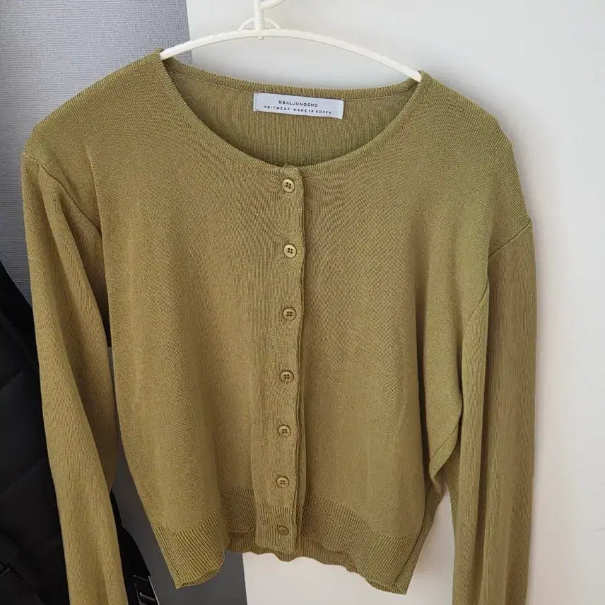 [BUNJANG] Olive Cardigan / 카디건 올리브색