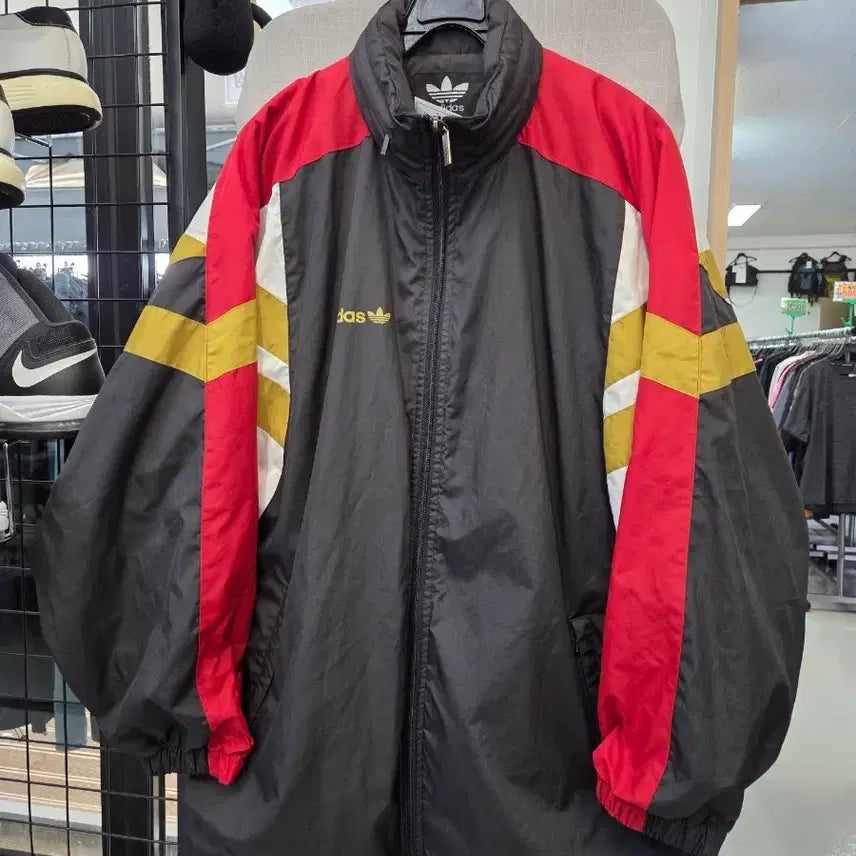 [BUNJANG] Adidas Old School Windbreaker / 아디다스 올드스쿨 바람막이