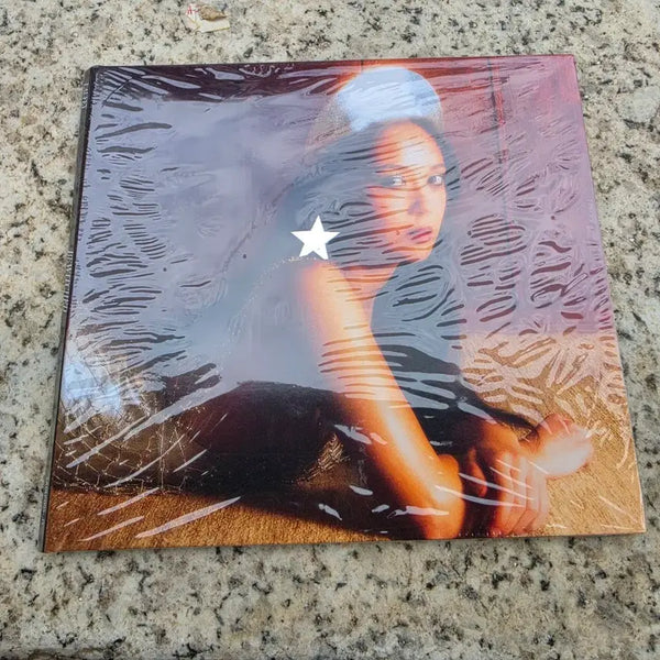 [BUNJANG] Laufey CD Album (Sealed) / laufey CD