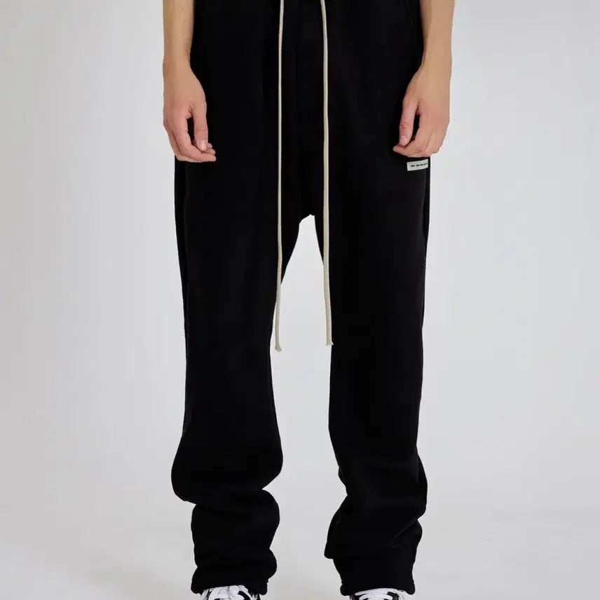 [BUNJANG] Attention로우 Soft Essential Setup String Jogger Long Pants / 어텐션로우 - 소프트 에센셜 셋업 스트링 조거 롱 팬츠
