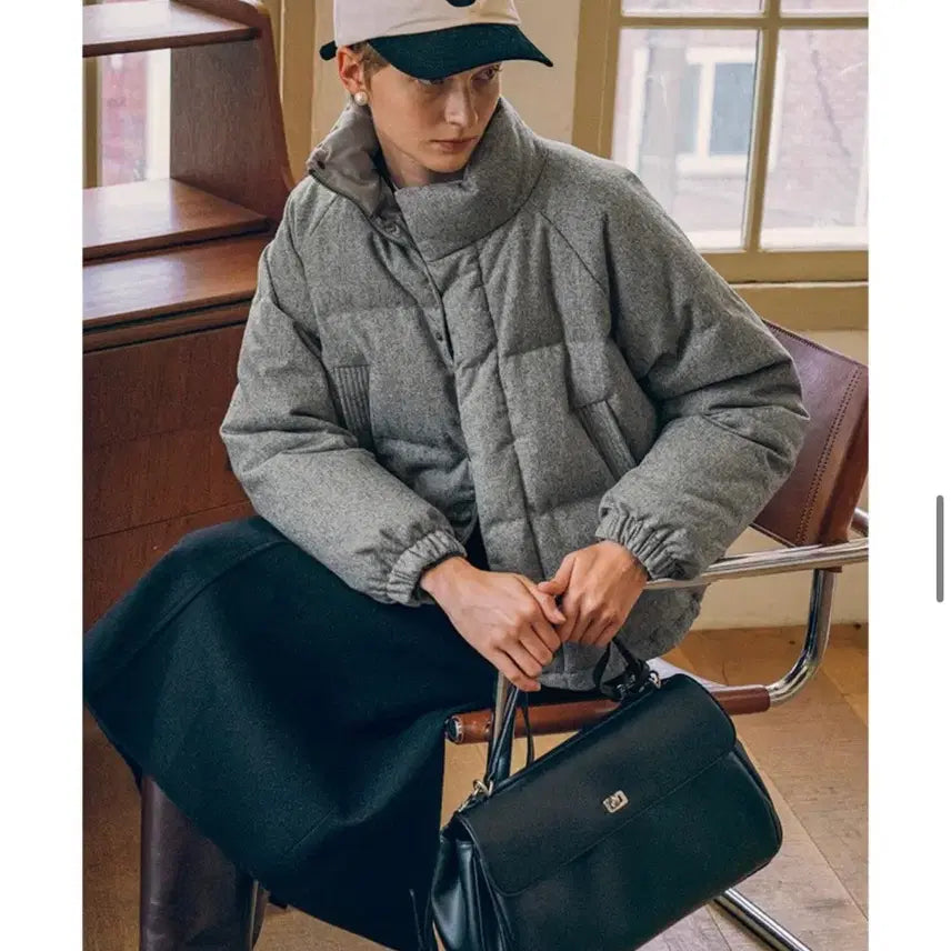 [BUNJANG] SIYAJU Wool Duck Down Cropped Padded Jacket / 시야쥬 모직 덕다운 크롭 패딩