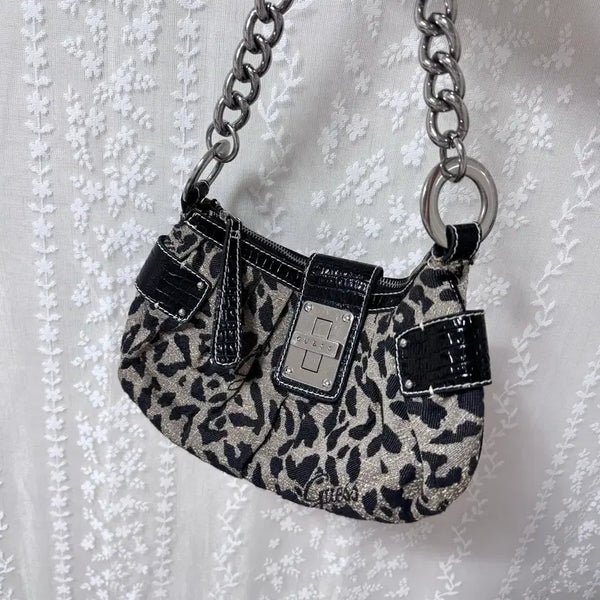 [BUNJANG] GUESS Leopard Print Silver Metal Chain Shoulder Bag / 게스 레오파드 실버 메탈 체인백 숄더백 가방 y2k 빈티지 희귀 갸루 호피 핀터레스트