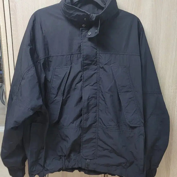 [BUNJANG] Custommellow Black Nylon Metro Jacket / 커스텀멜로우 black nylon metro jacket