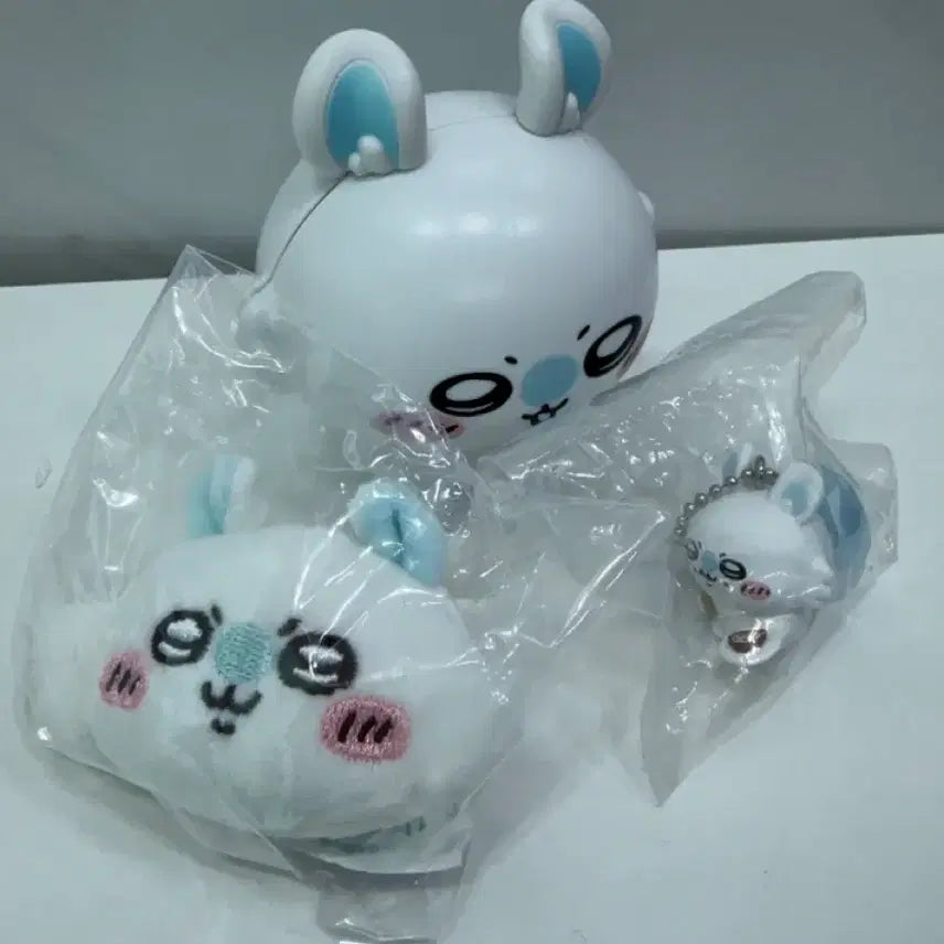 [BUNJANG] Chiikawa Momonga Bundle Food & Drink Acrylic Stand / 치이카와 모몽가 일괄 카푸카라 오카오 타베모노