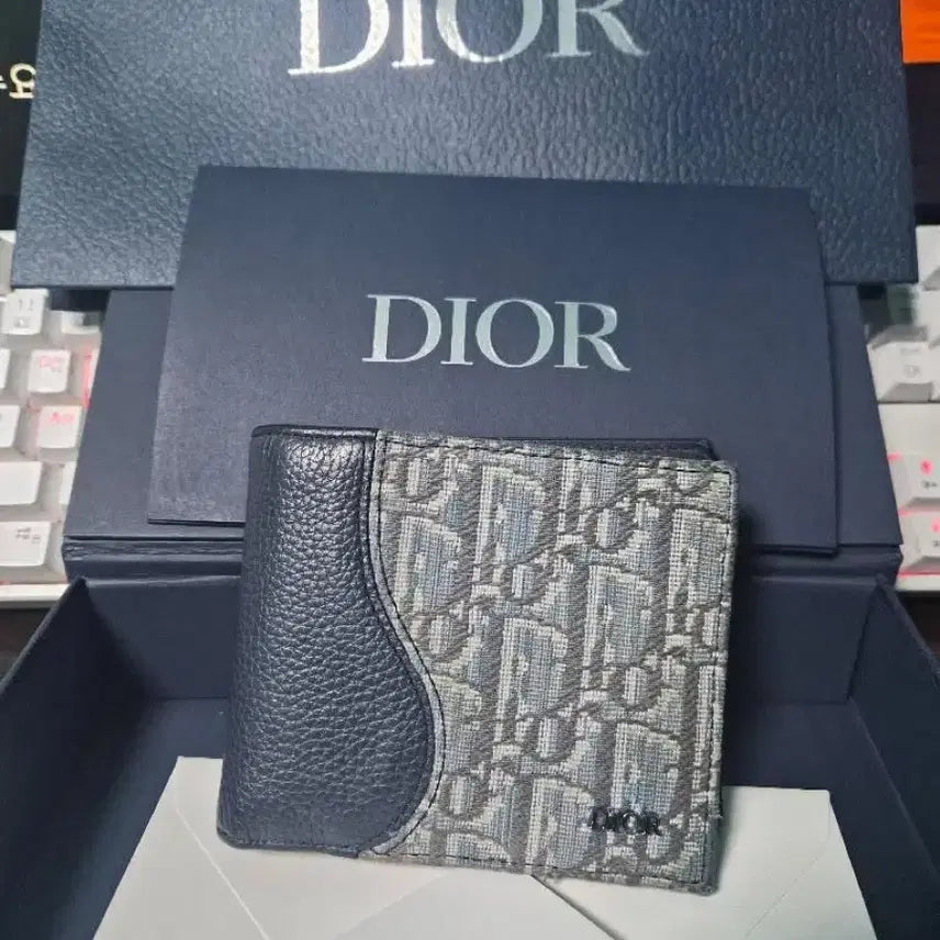 [BUNJANG] Dior Logo Pattern Men's Wallet / DIOR지갑