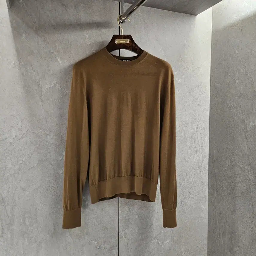 [BUNJANG] Tom Ford Cashmere Roundneck Knit / 톰포드 캐시미어 라운드넥 니트